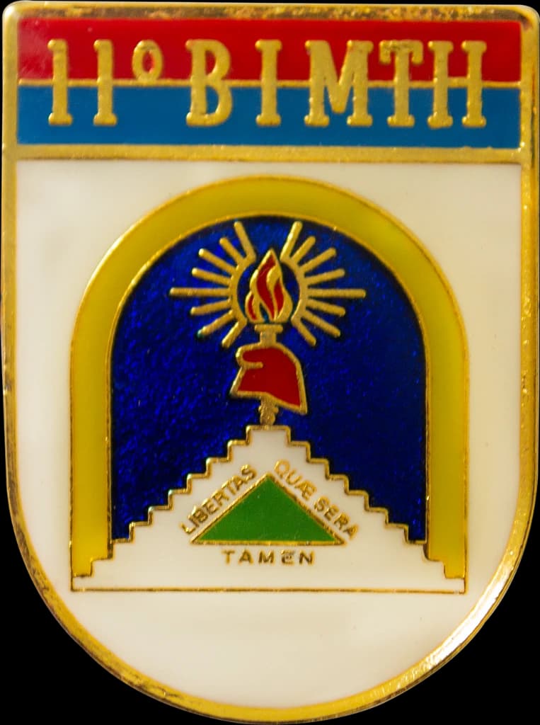 DISTINTIVO DE BOLSO - EB 11º BI MTH — imagem 1