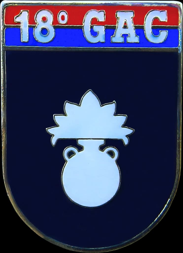 DISTINTIVO DE BOLSO - EB 18º GAC — imagem 1