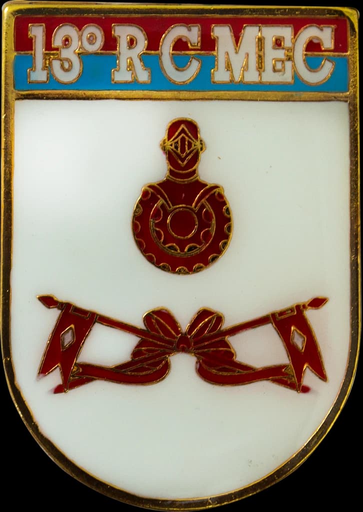 DISTINTIVO DE BOLSO - EB 13º R C MEC — imagem 1