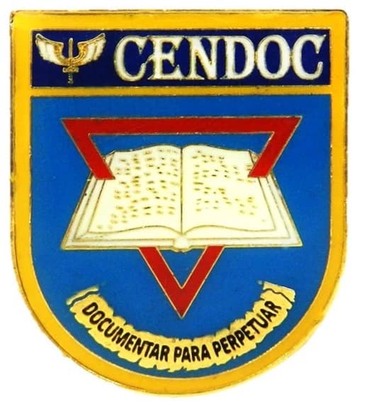 DISTINTIVO DE BOLSO - CENDOC — imagem 1