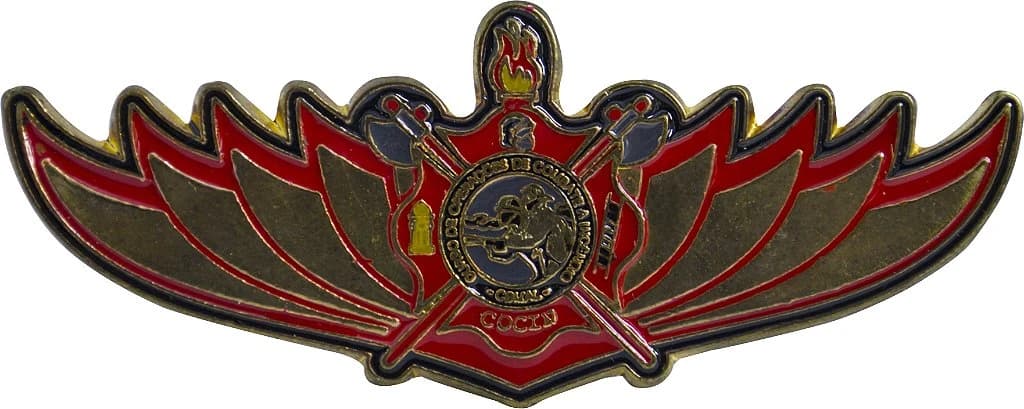 DISTINTIVO DE CURSO - OF. COMBATE INCÊNDIO — imagem 1
