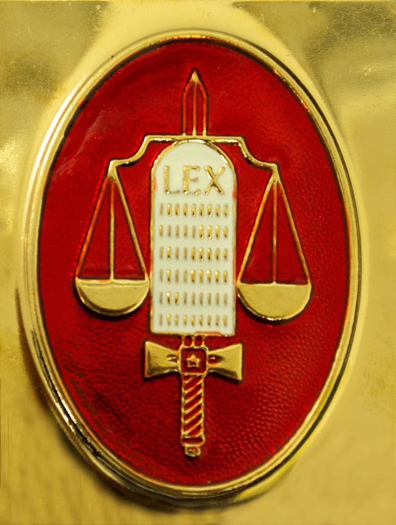 CHAPA CARTEIRA - DIREITO — imagem 1