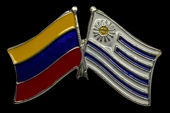 BOTTON - BANDEIRA UNIÃO COLOMBIA URUGUAI — imagem 1